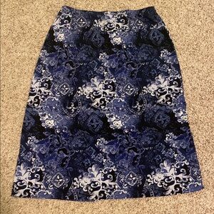 Elegant Blue Patterned Skirt